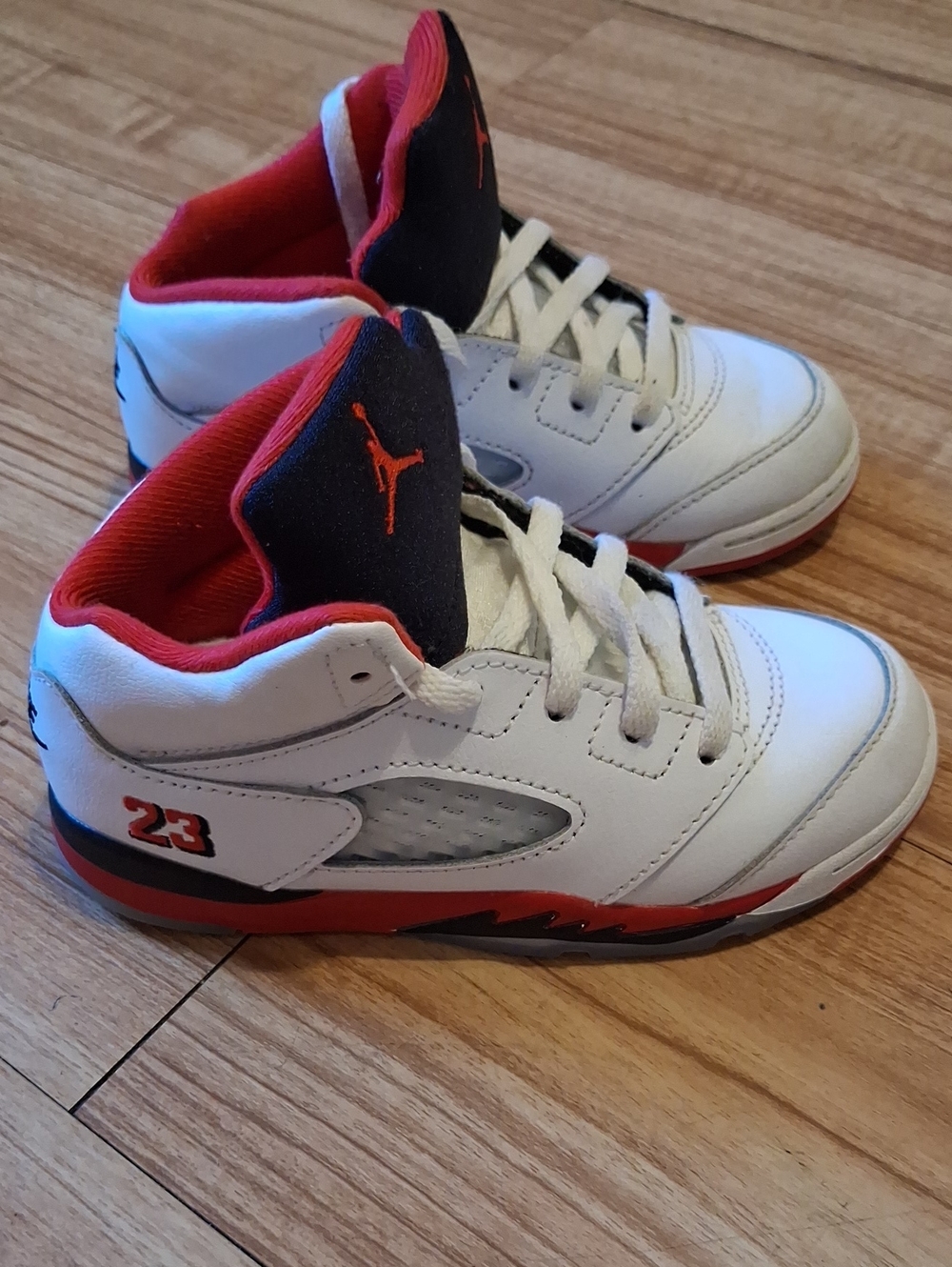 Air Jordan 5 Retro 'Fire Red'